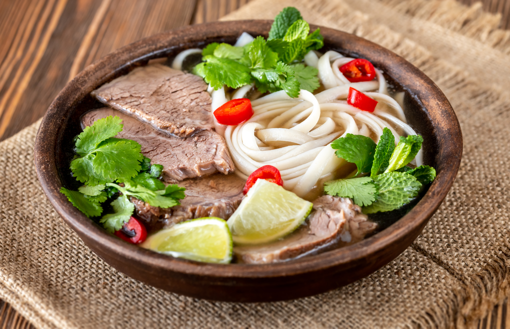 /upload/image/bowl-of-vietnamese-pho-bo.jpg